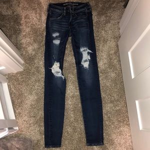 American eagle ripped jeans